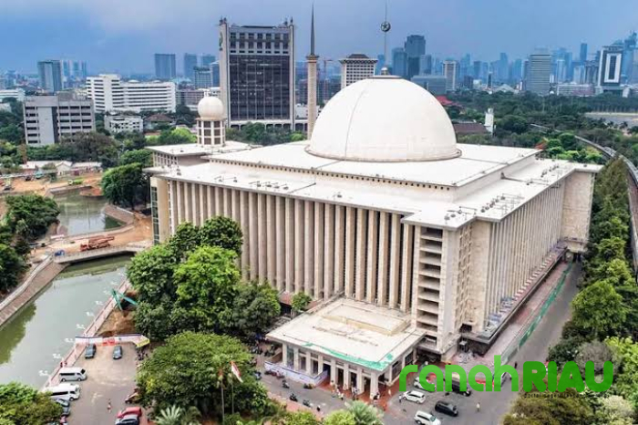 Kerahkan 710 Personel, Polda Metro Jaya amankan Masjid Istiqlal